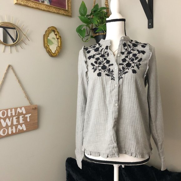 Zara Tops - Zara gray flannel embroidered blouse XS
